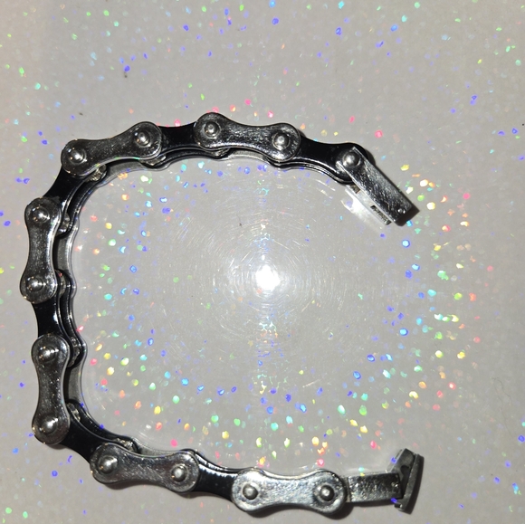 Heavy Metal Bracelet - Picture 2 of 2
